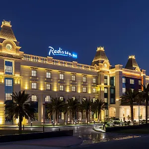 radisson-blu-hotel-ajman.sharjah-hotels.com/